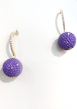 Σκουλαρίκια κρεμαστά χειροποίητα από ορείχαλκο επιχρυσωμένο με ζιργκόν και μωβ πέτρα με στρας  S2355 - Image 3