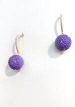 Σκουλαρίκια κρεμαστά χειροποίητα από ορείχαλκο επιχρυσωμένο με ζιργκόν και μωβ πέτρα με στρας  S2355 - Image 4